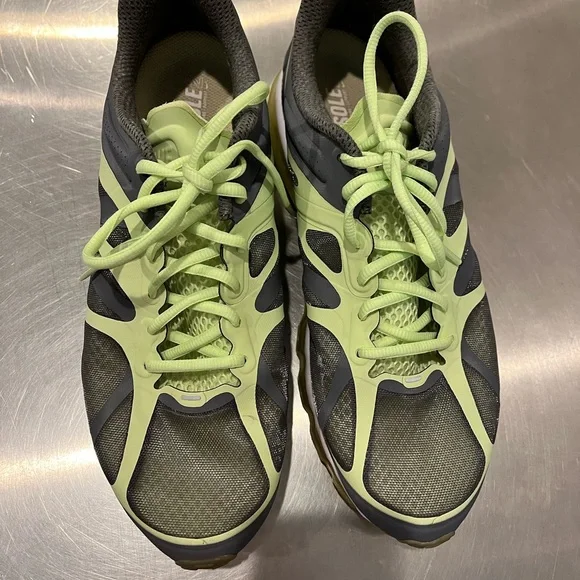 Nike Men's  AirMax FitSole size 12 Yellow/ Green and Gray Athletic Shoes - Picture 6 of 10